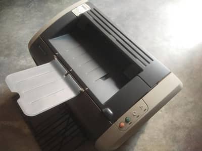 HP Laser Jet 1010 Original HP Tonner With free  One Year Used