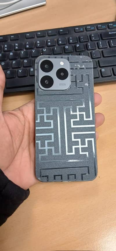 Realme 15t 8gb 256gb 7000mah titan battery dymanesty 6400 Max 5g