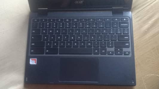 Acer Chromebook 360 rotateable touchscreen 4GB Ram 32 GB memory
