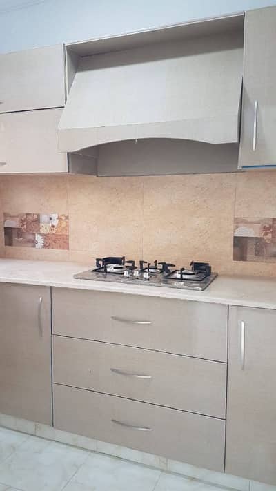 G/11 fully renovated ground floor 700sq 2bed flat available for sale real piks