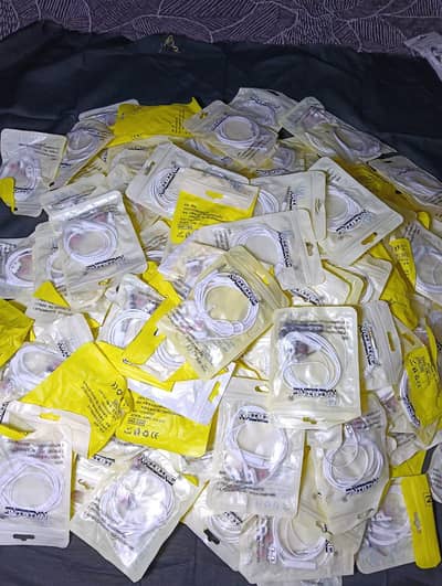 Double speaker Handfrees