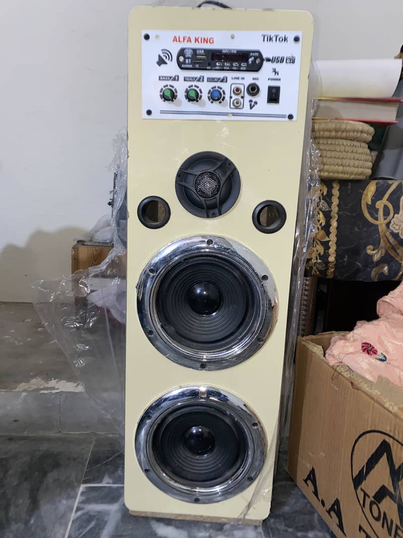 Bluetooth speaker plus wire 0