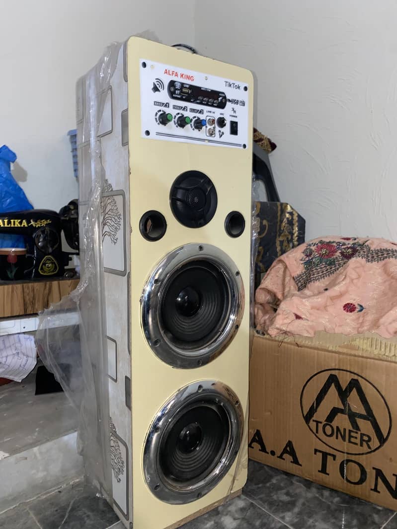 Bluetooth speaker plus wire 1