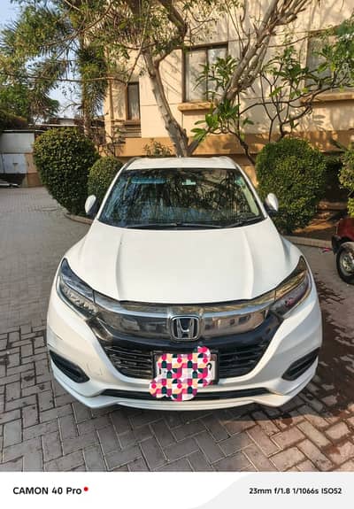 HONDA VEZEL HYBRID Z – HONDA SENSING | 2019