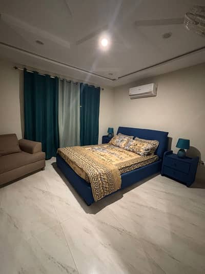 03333434117 whatsapp only Super Luxury appartment availabale for rent, short stay / per day/ weekly and monthly