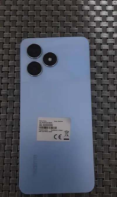 realme Note 50 4/128gb only mobile no box no charger