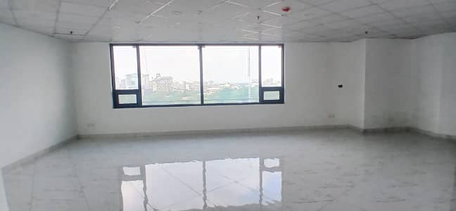 Brand New 730 Square Feet Office Prime Space Available For (SALE) In Gulberg 3 Lahore!