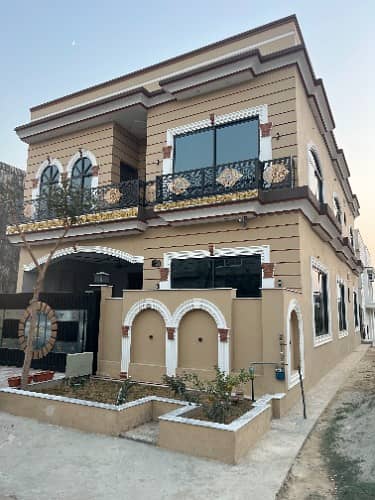Corner Brand New House For Sale Faisal Town 30*60 Block A
