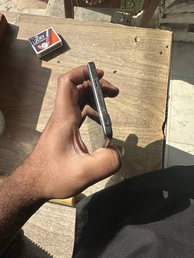 Selling my infinix hot 50 pro plus with 7 months warranty left