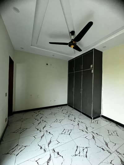 Prime Location 20 Marla Upper Portion For Rent In EME Society
