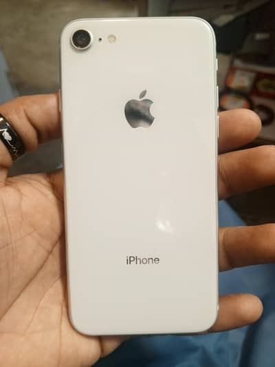 Iphone 8 /64gb