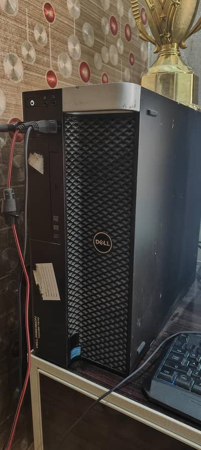 Dell T 7810 workstation.  with 24 inches lenove lcd