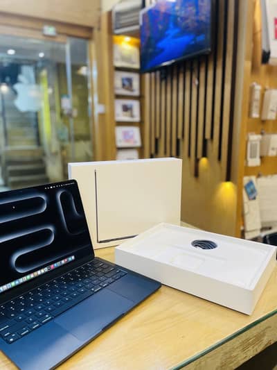 Macbook Air M2 8gb,512gb 13.6inch