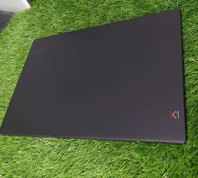 LENOVO X1 CARBON  ULTRABOOK SLIM MACHINE CORE I7 8TH GENERATION 16GB