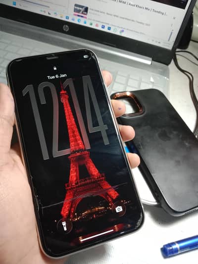 iphone 11 factory unlocke