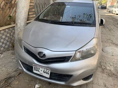 Toyota vitz 2012-2015