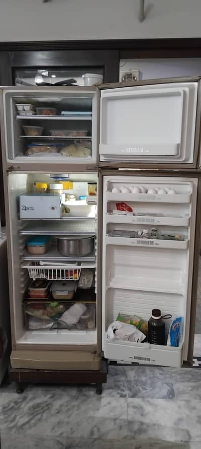 dawlance refrigerator