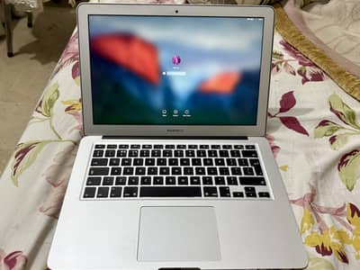 Macbook Air 2015 Core i5 4/128 GB