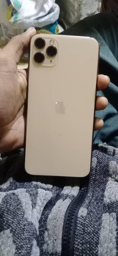 iphone 11 pro max pta approved 256% gb battery 88%