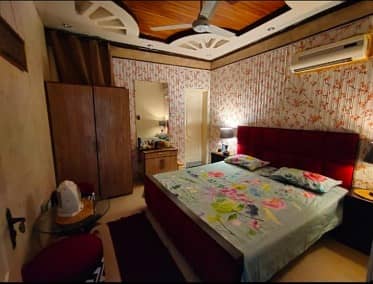 Sharing Room For Rent Lawrance Road Near Mall Road Regal Chok Only For Girls