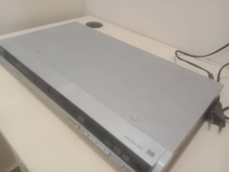 DVD player Panasonic 2