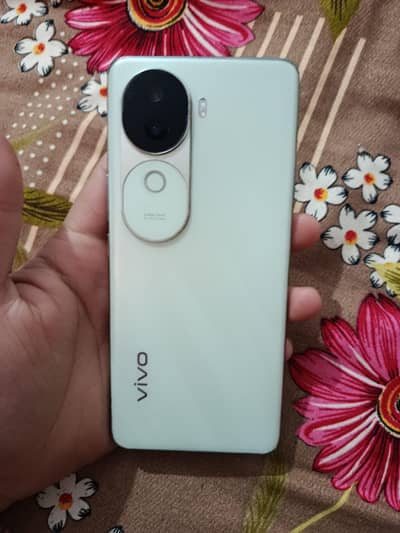 Vivo v40e 8. . 256gp