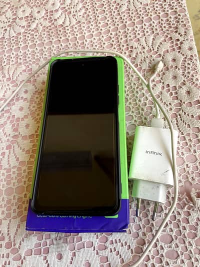 Infinix hot 30 8/128 complete box