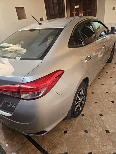 Toyota Yaris 1.5 Full Option 2021/2023