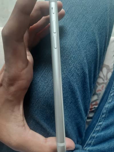 Iphone 7 non pta 32gb 97% Battery Health 03046142441