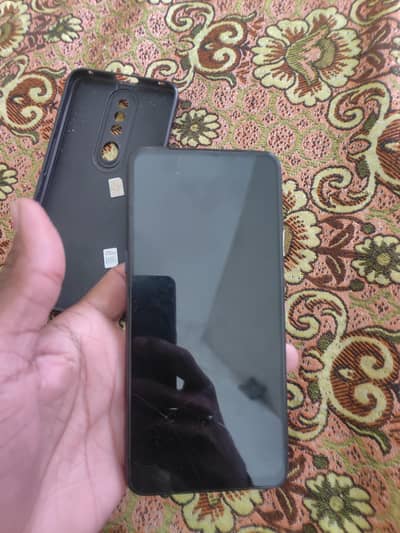oppo f11pro urgent sale call 03225569161