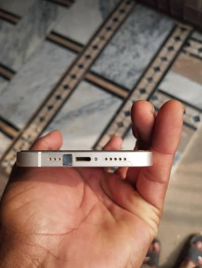 I phone 12 10by10 condition non pta battery health 91% totally okk