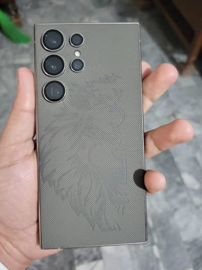 Samsung S24 ultra 12/256 GB for sale 10.10 condition.