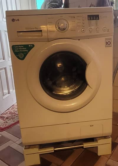 5kg front load washing machine LG