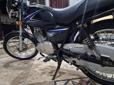 Suzuki gs150 2015 model total genuine