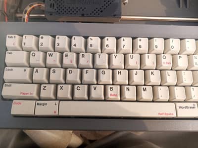 Typewriter electric smith corona