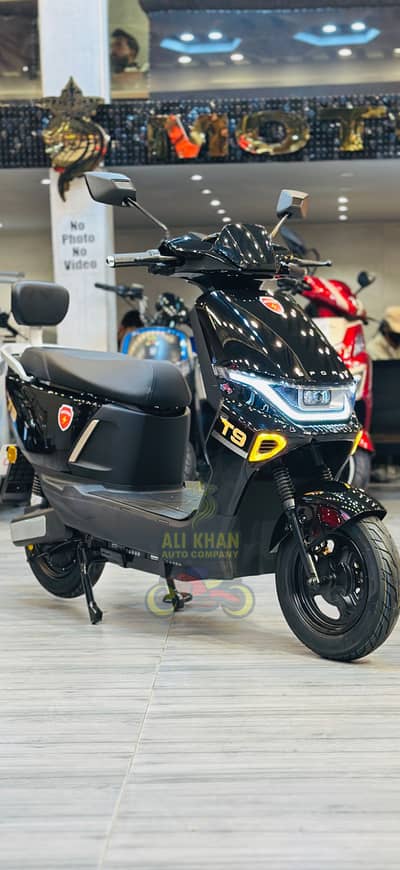 YADEA METRO EVEE EV AIMA RAMZA NEW ASIA SCOOTY SCOOTER BOY GIRLS