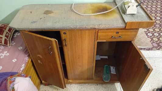 Iron stand is up for grab