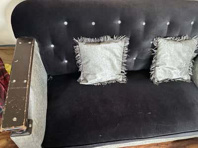 Sofa set