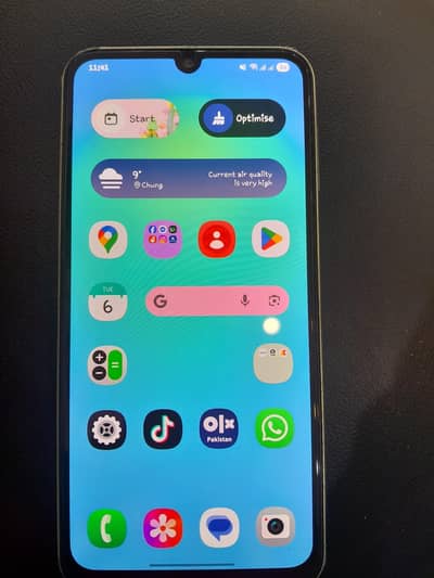 samaung a24 8 128 offical pta box not available no fault