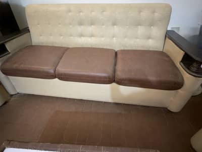 Sofa set 9 seater with centre table