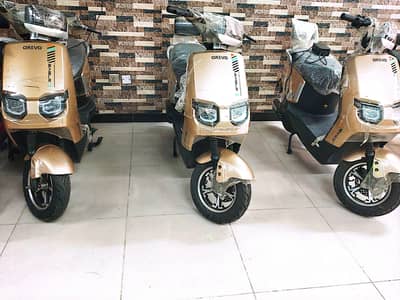orevo electric Scooty in discount