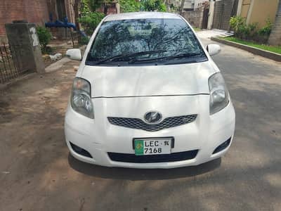 Toyota Vitz (2014) model