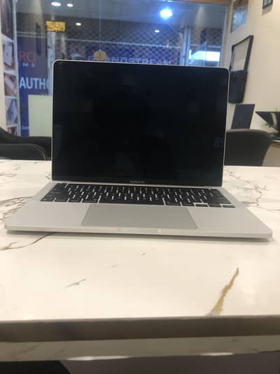Macebook pro 2020 M1 touch bar 13 inches