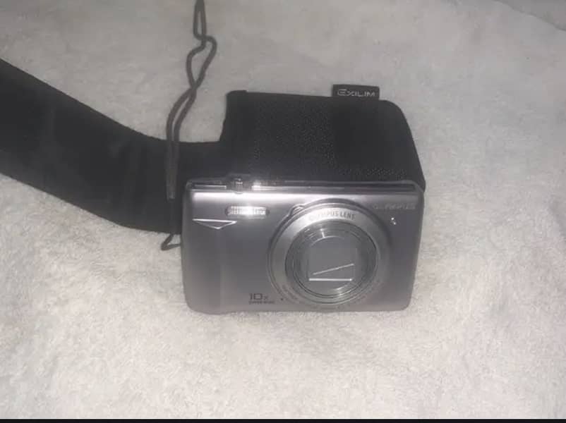 Good condition camera 5