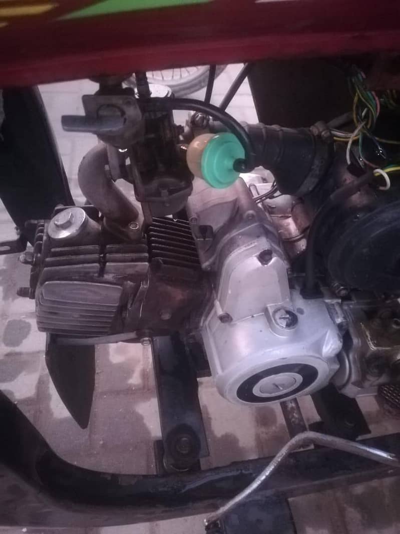 crown 100cc 1