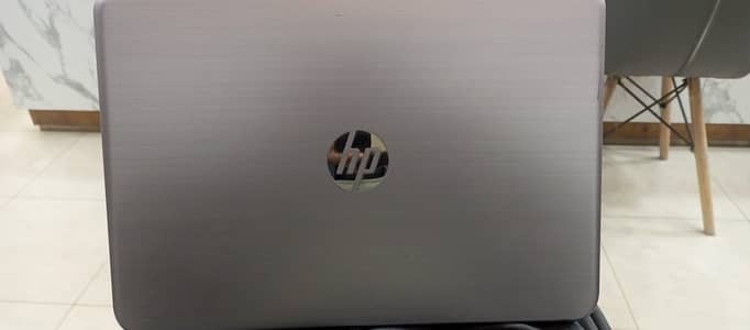HP LAPTOP FOR SALE -- EXCELLENT CONDITION