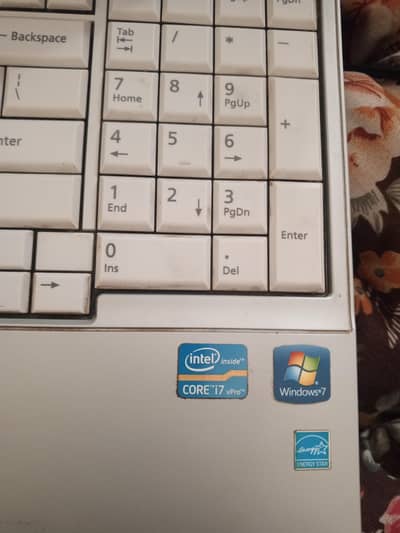 FUJITSU i7 2640M 2.80GHZ 8GB RAM SSD 128 GB