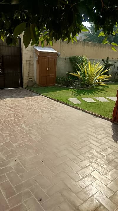 furnish room for rent