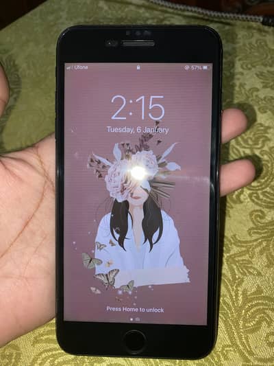 Apple iPhone 7 Plus urgent sale contact 0324-7280472 whatsapp only