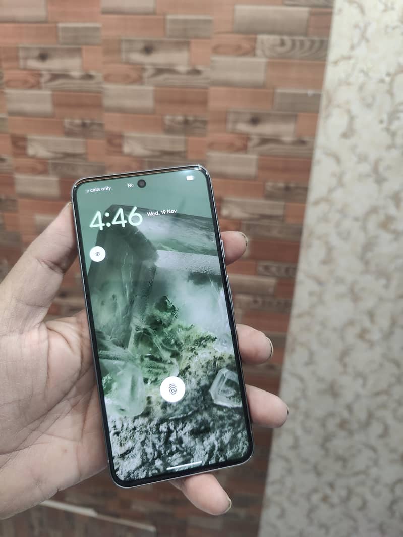 Google pixel 8 1